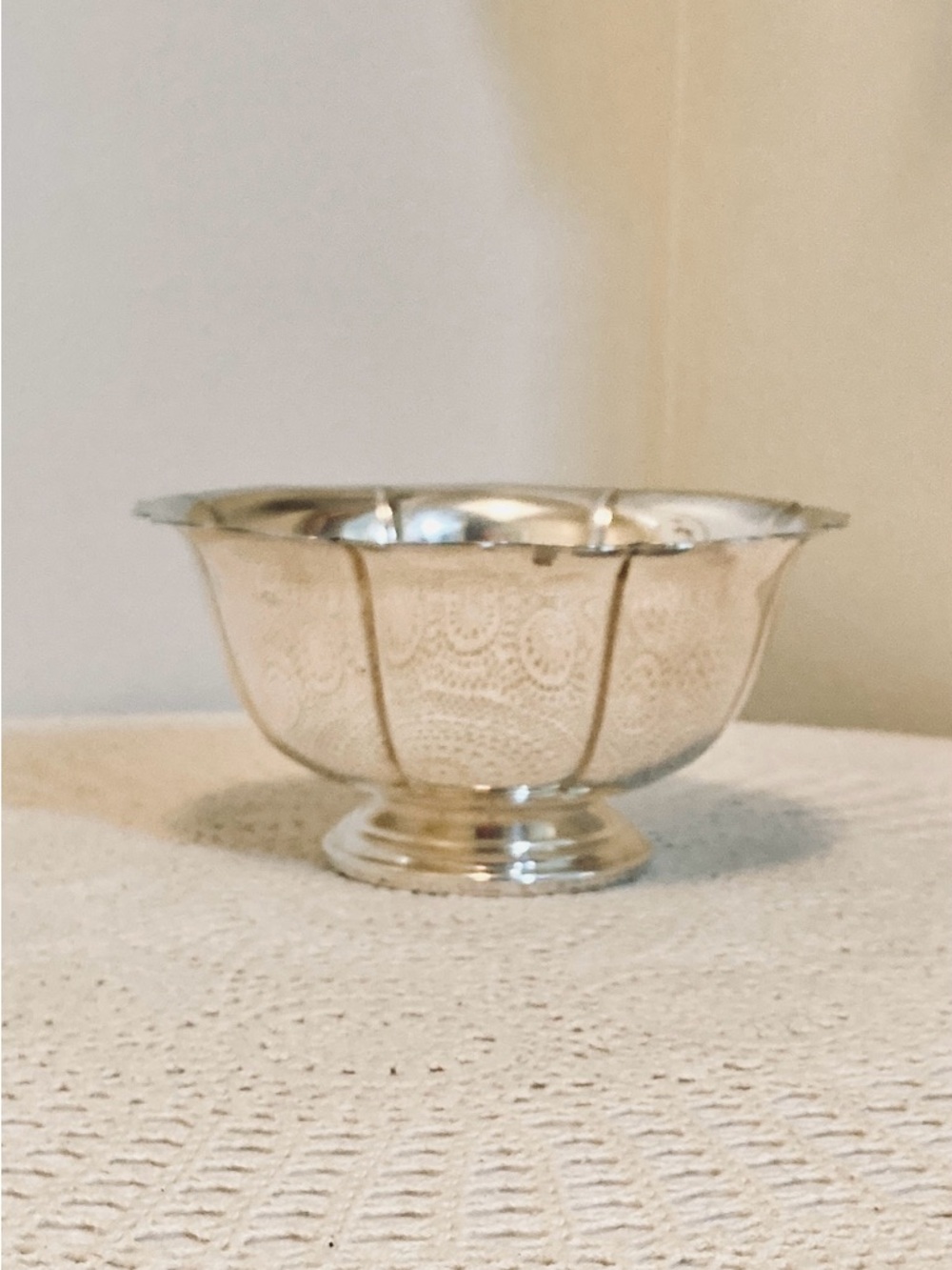 Vintage Late 1960’s Bristol Silverplate by Poole 107 Serving Bowl